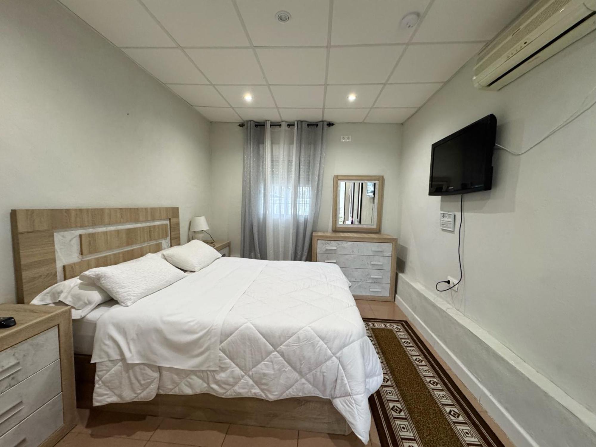 Hostal El Brillante - Alojamientos El Duque Кордова Экстерьер фото