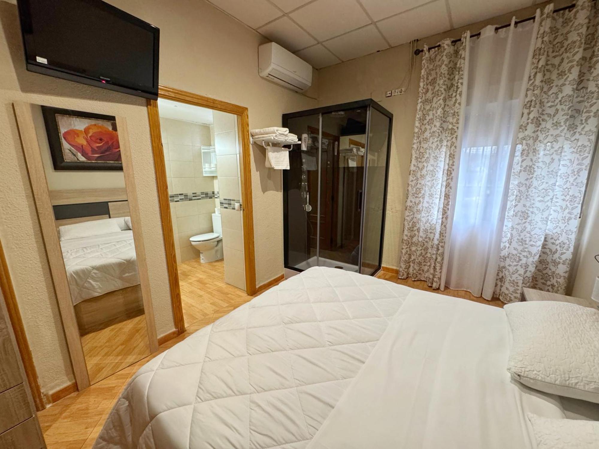 Hostal El Brillante - Alojamientos El Duque Кордова Номер фото